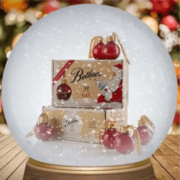 Sir Ian Botham 22 Yards Gin Christmas Baubles